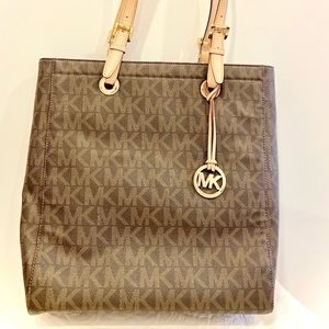 Michael Kors large jetset tote